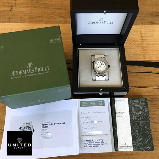 Audemars Piguet Royal Oak White Rubber  int the box & warranty card